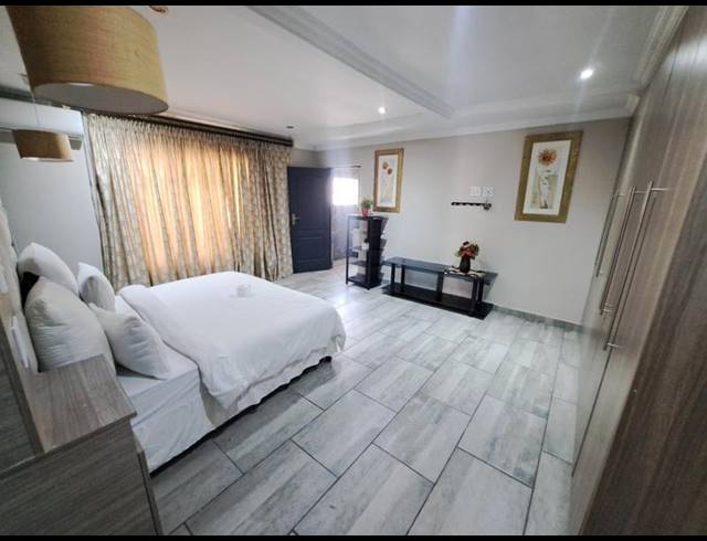 3 BEDROOM PROPERTY TO RENT IN MUCKLENEUK